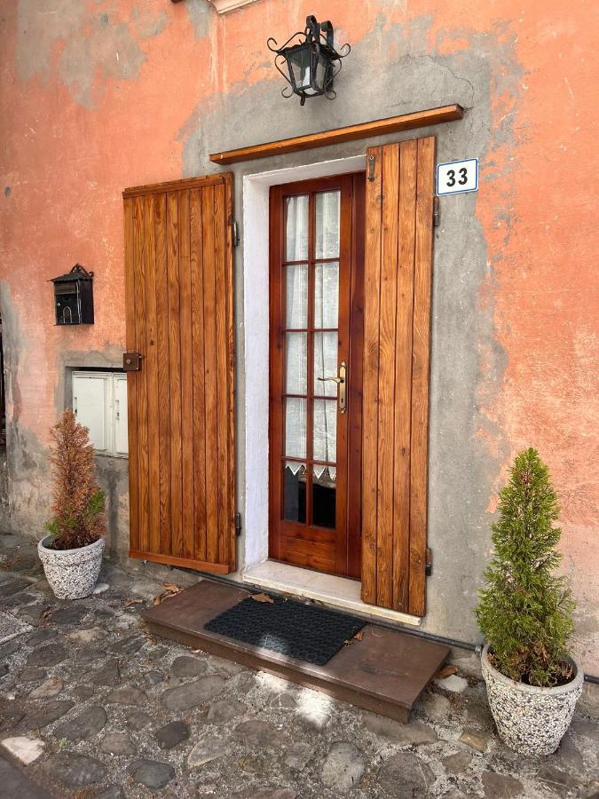 La Chicca Piccola Casina In Affitto Nel Borgo Antico Di Gaggio Montano Bo Apartment Exterior photo